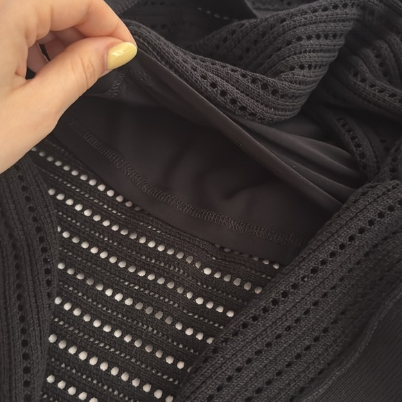 Aritzia Babaton Lattice Crocheted A-line midi skirt Black Size Medium NWT - Picture 7 of 7